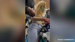 Smoking hot lady in the store dickflash